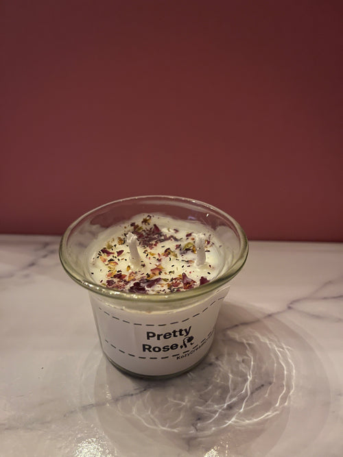 1.7oz Pretty Rose 🥀 Candle