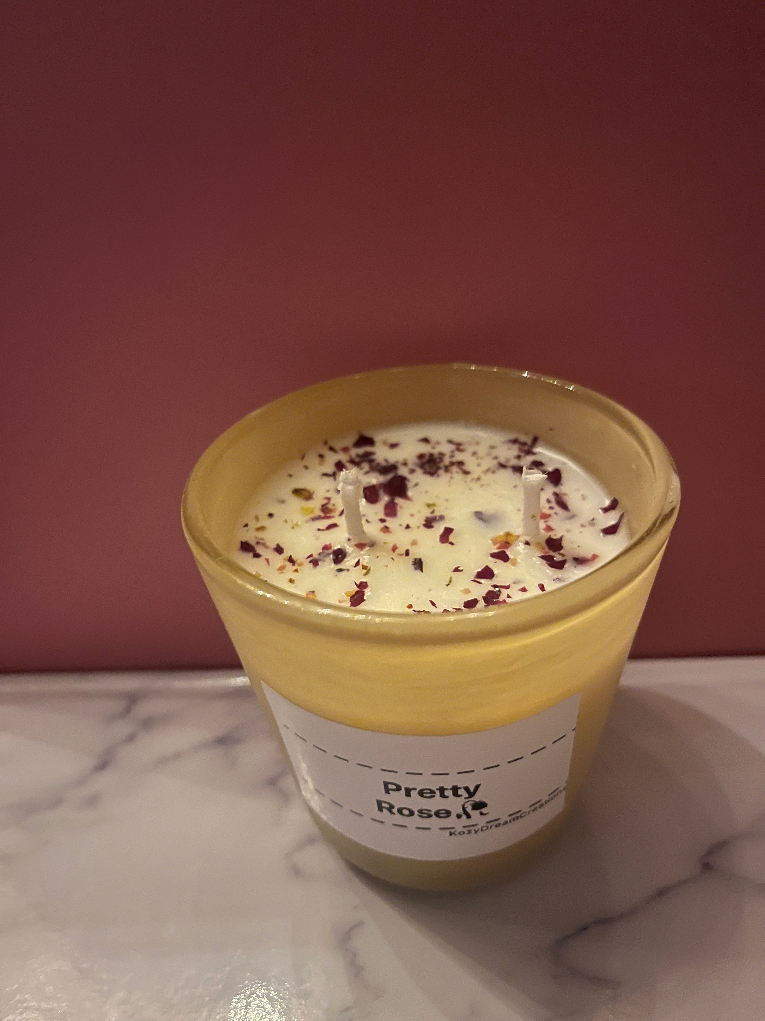 8oz Pretty Rose 🥀 Candle